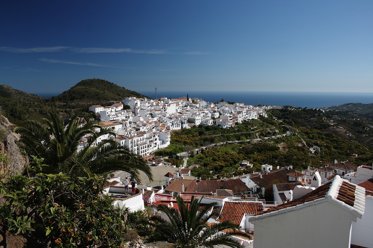 8 activities to see and enjoy in frigiliana with kids in 7 days