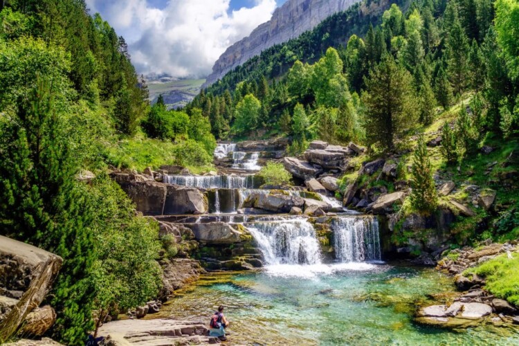 8 pueblos en la via hacia huesca para visitar en primavera