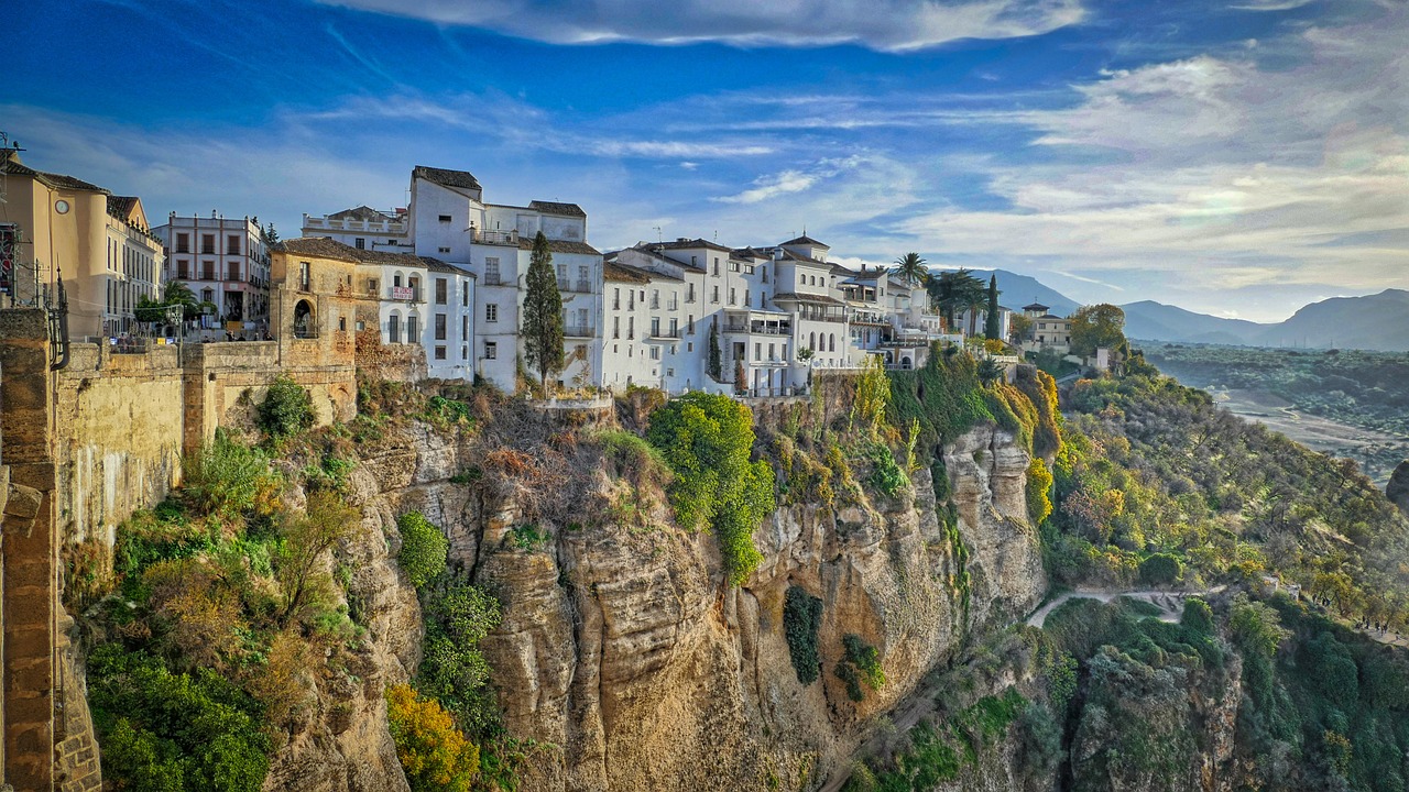 9 pueblos en la via hacia malaga para visitar en primavera 1