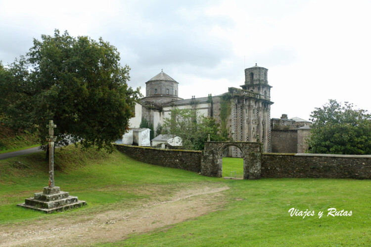 monfero castillo monasterio e historia en un entorno natural