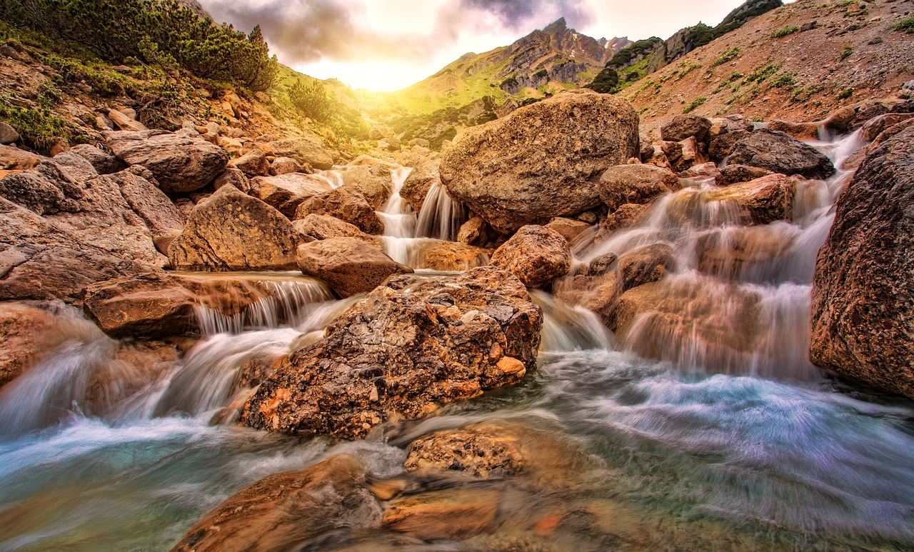 tordoia canyons waterfalls and dreamlike landscapes 5
